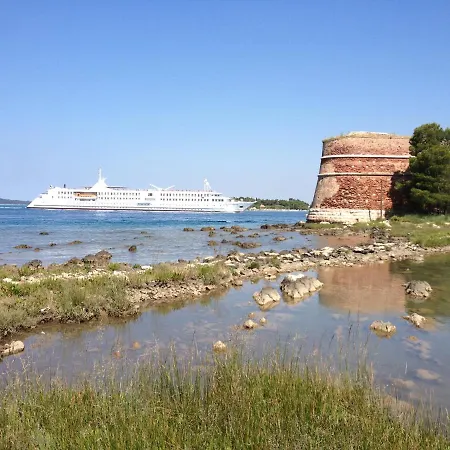 Americana Σίμπενικ